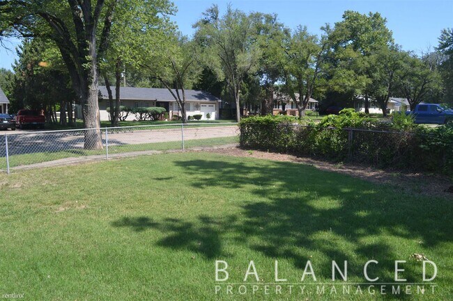 Foto del edificio - 3 br, 1.5 bath House - 5536 SW 19th St
