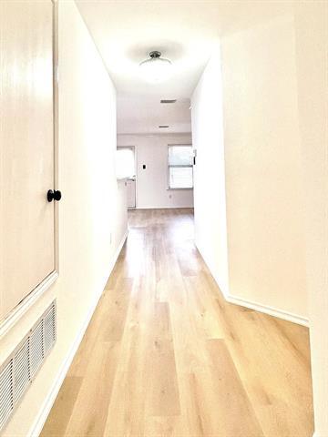 Foto del edificio - 1209 Starpoint Ln