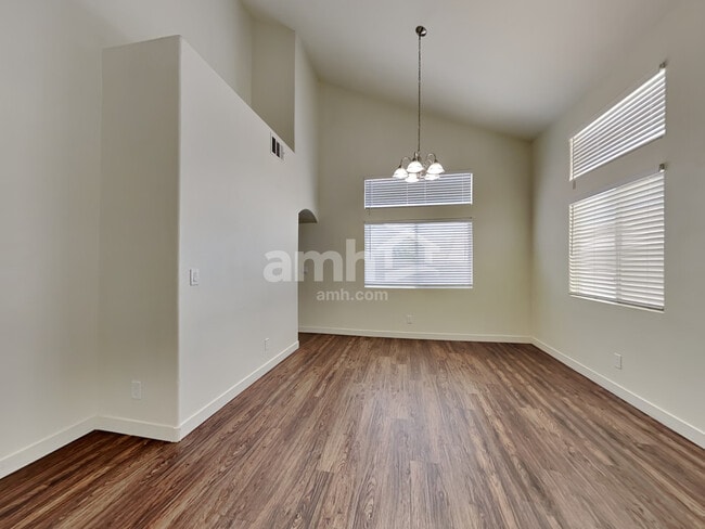 Building Photo - 2084 Lipari Ct