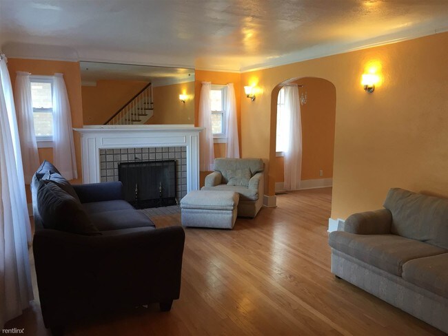 Foto del edificio - 16831 Lawton St