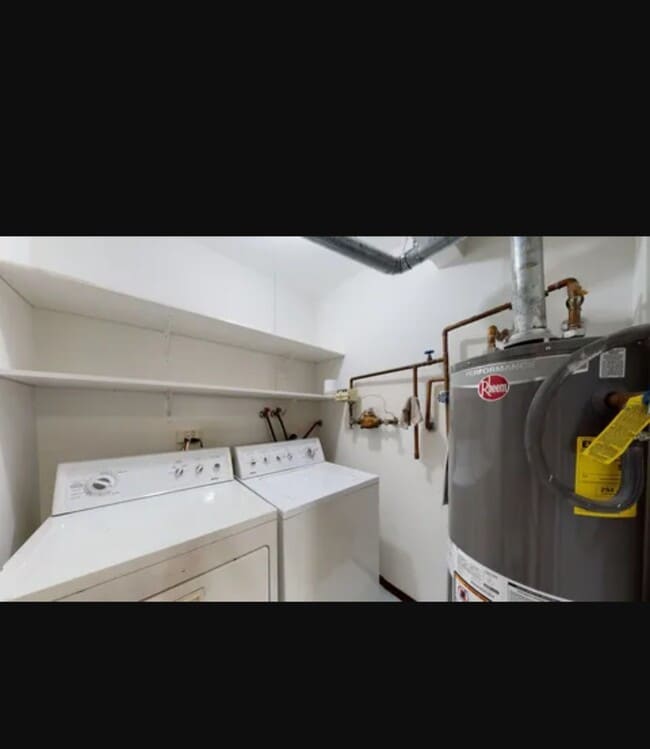 Building Photo - 316 Indiana Ct