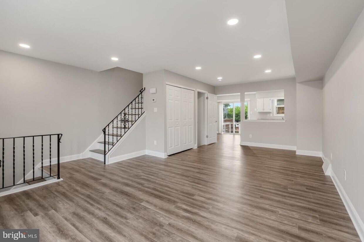 Foto principal - 3621 Edgemont St