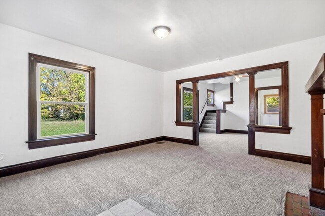 Building Photo - 114 Rockwood Ave
