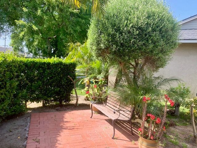 Foto del edificio - 2026 Petaluma Ave