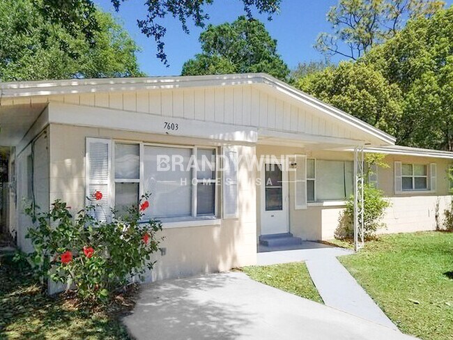 Foto del edificio - 7603 Brockhurst Dr