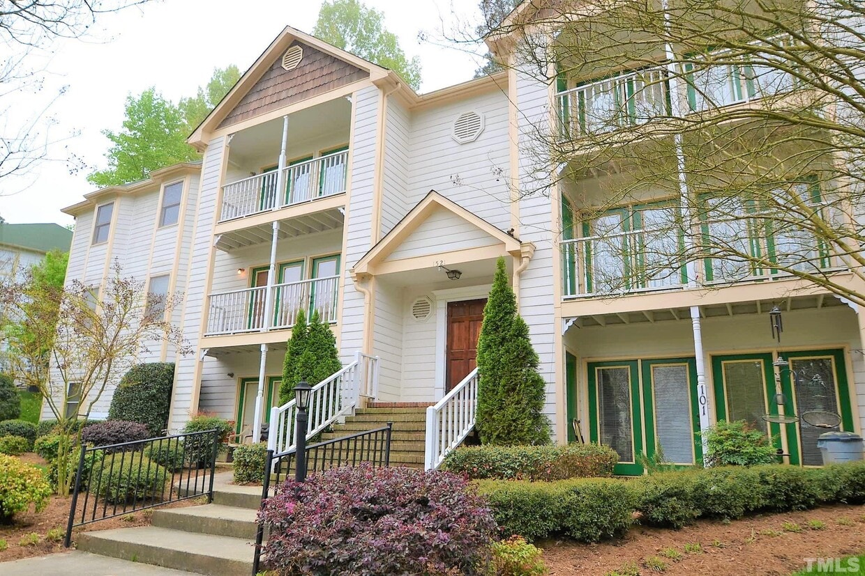 Primary Photo - 1521 Creekwood Ct