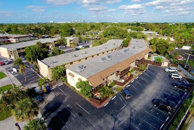 Building Photo - 312 Southwind Dr