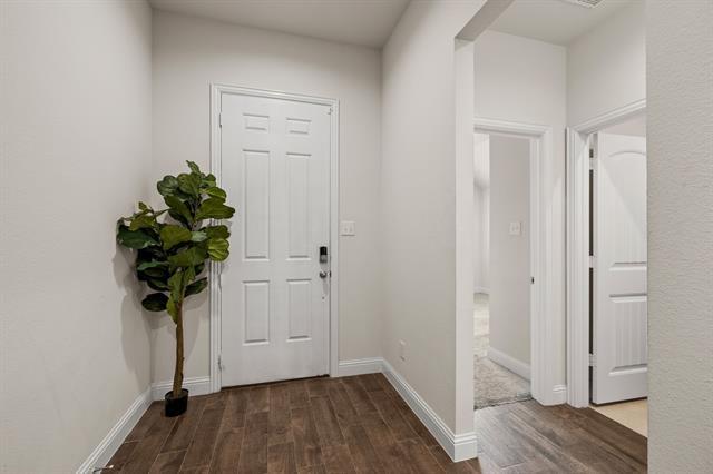 Foto del edificio - 5725 Broad Bay Ln