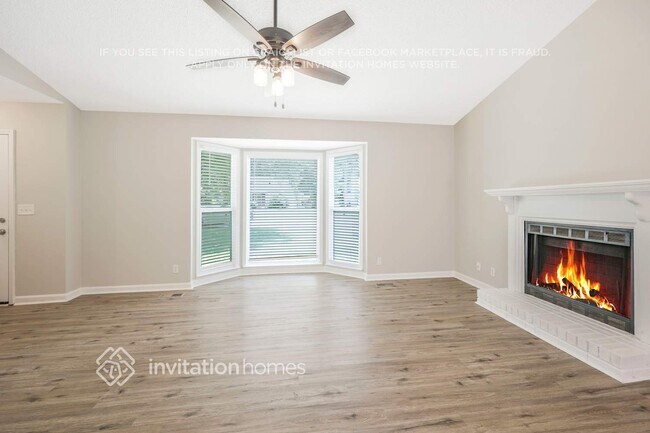Foto del edificio - 1015 Rolling Meadow Dr