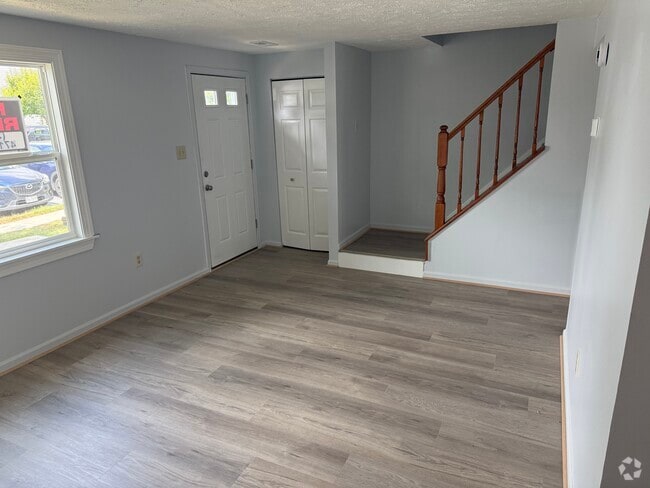 Building Photo - 6713 Kernel Ct