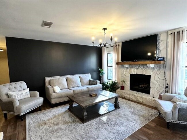 Building Photo - 2967 Harold Dean Dr