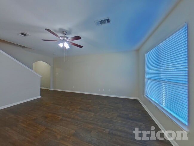 Foto del edificio - 2046 Sweet Lilac Dr