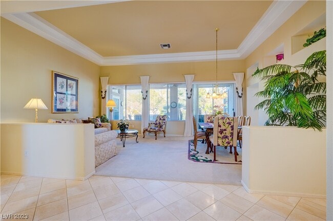 Building Photo - 2909 Vista Butte Dr