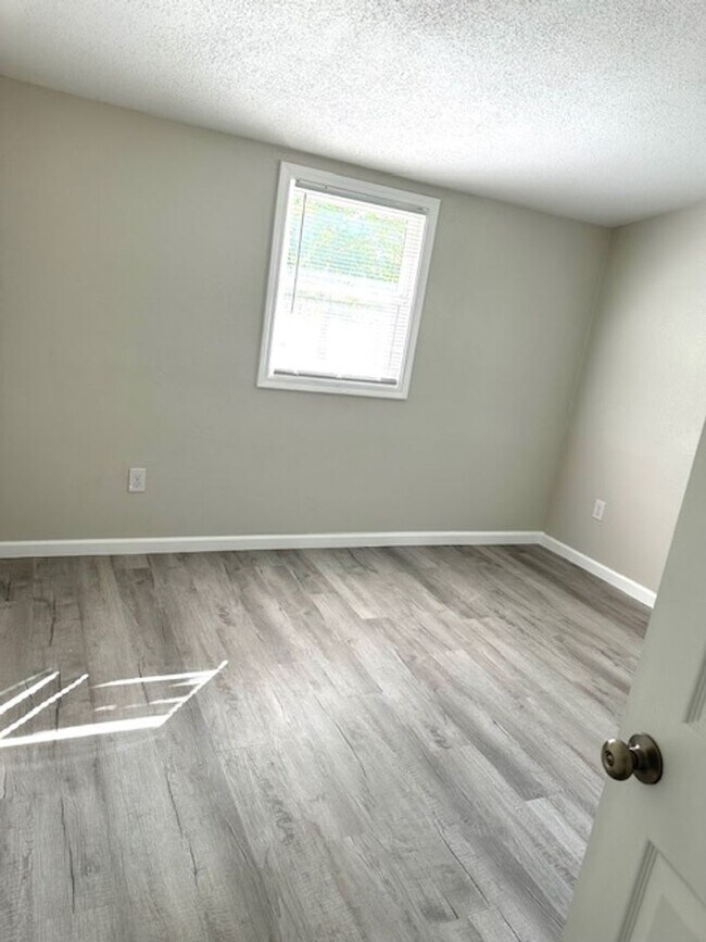 Foto del edificio - Charming Completely Remodeled Ranch