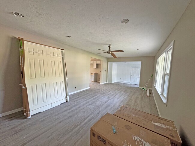 Foto del edificio - 3 bedroom home near Mercy!