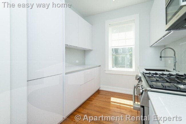 Photo - 16 Forest St Apartment