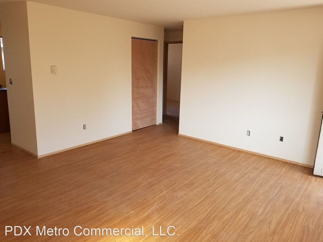 Building Photo - 5440 SE 87th Ave