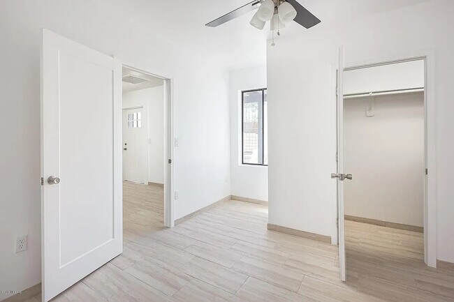 Foto del edificio - 502 W 17th St