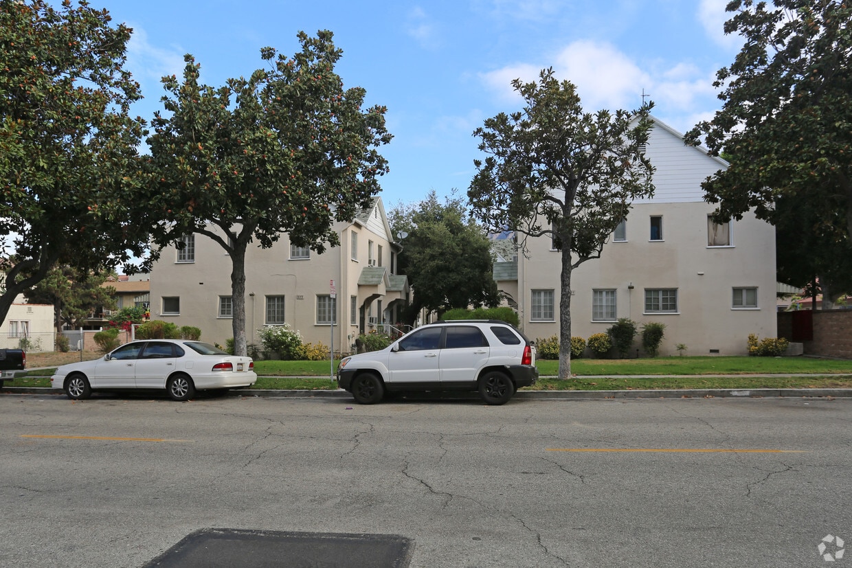 223 W Dryden St, Glendale, CA 91202 Apartments in Glendale, CA