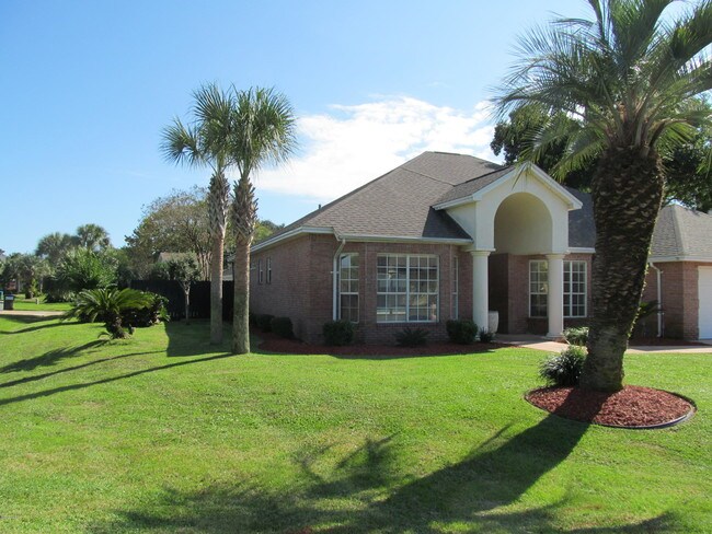 Building Photo - 116 Palm Bay Blvd