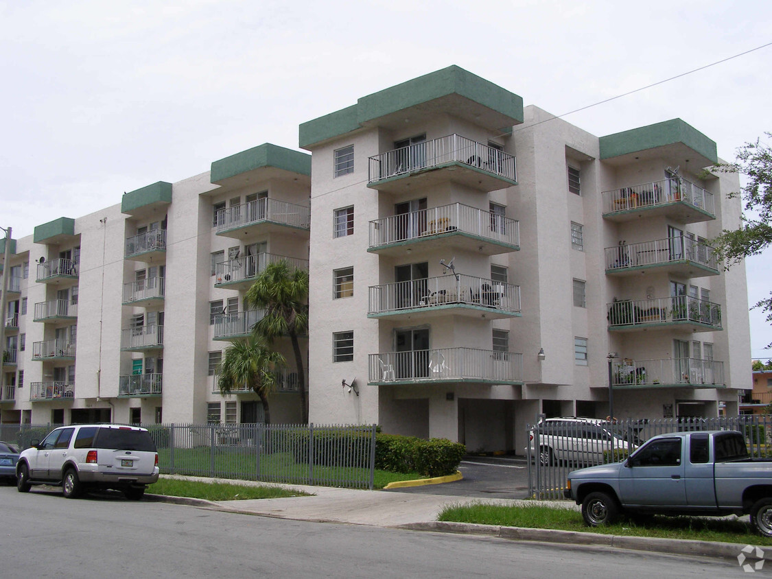 Building Photo - City View Apartments