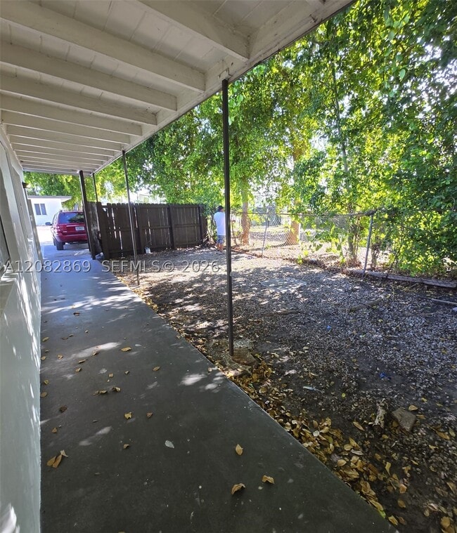 Building Photo - 3981 SW 12th Pl