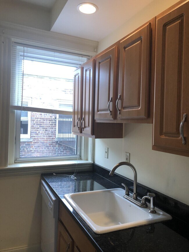 Foto del edificio - 102 Queensberry St