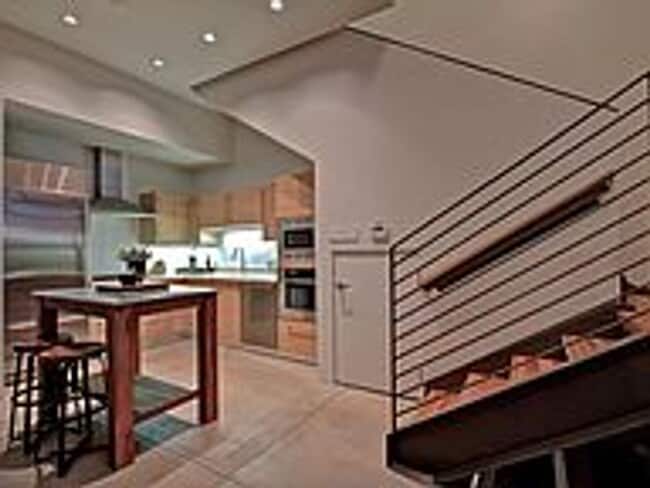 Building Photo - Stylish 2 Bed | 2 Bath Condo in Prime Scot...