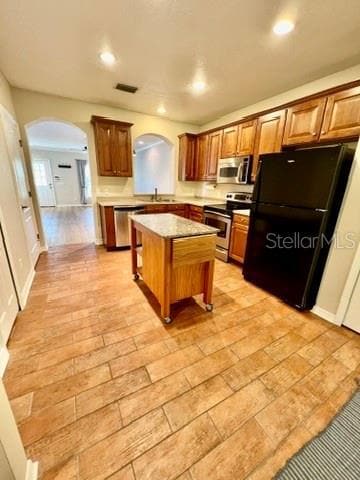 Building Photo - 16334 Rolling Brook Dr