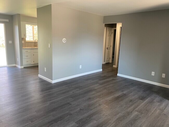 Foto del edificio - 5485 Bellefontaine Rd