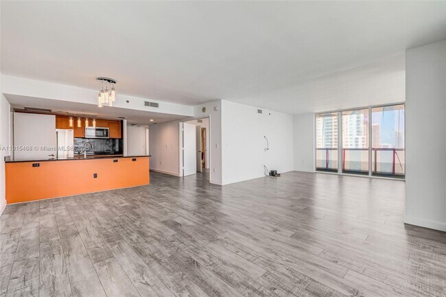 Photo - 50 Biscayne Blvd House