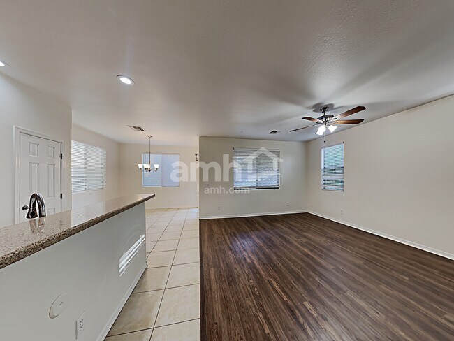 Building Photo - 15424 W Poinsettia Drive