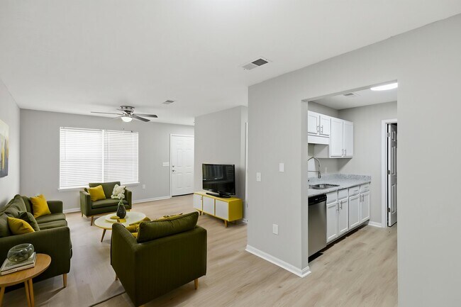 Foto del edificio - Englewood Apartments