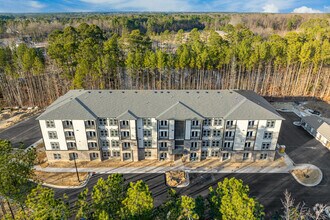 Building Photo - Comet North Raleigh