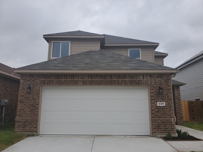 Building Photo - 228 Michelle Dr