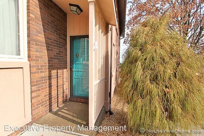 Building Photo - 3128 Themis St