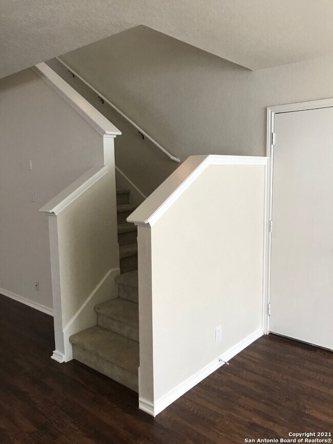 Foto del edificio - 3810 Cherokee Blvd