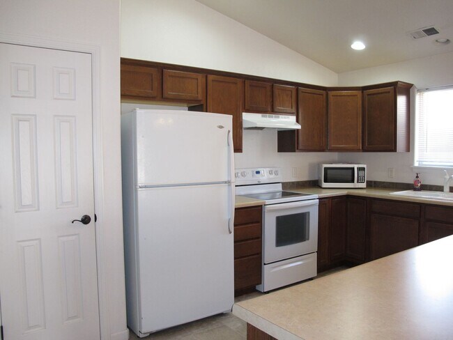 Foto del edificio - 2908 1/2 Walnut Avenue