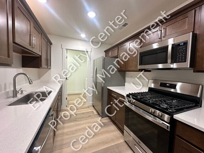 Foto del edificio - 45 Spanish Trail Dr