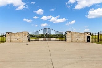 Building Photo - 13114 US-69