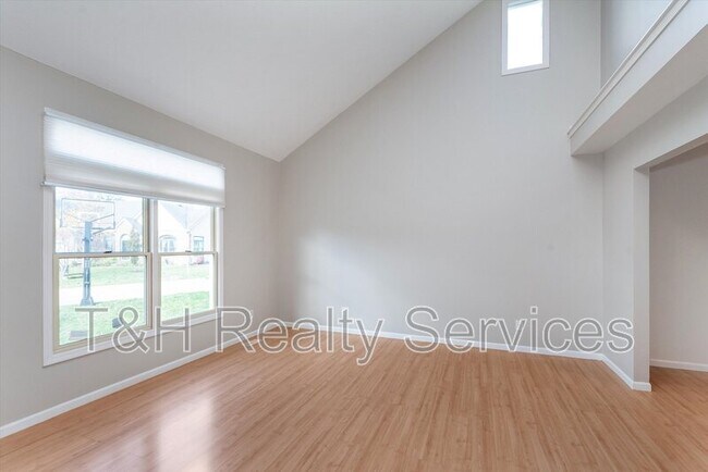 Foto del edificio - 1135 Clairborne Ct