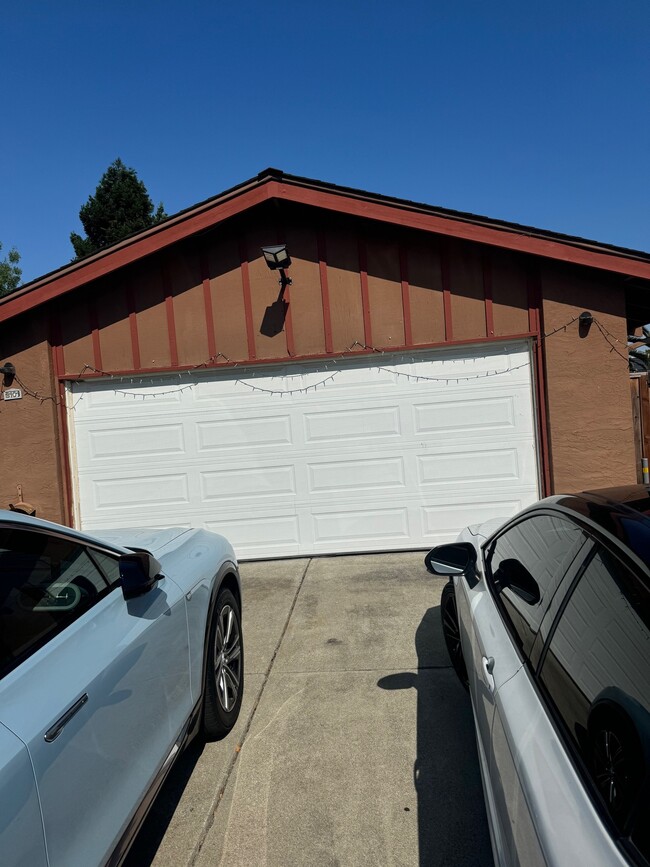 Building Photo - 3101 Wolsey Pl