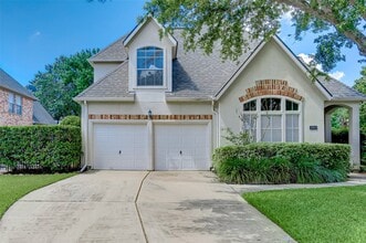 Building Photo - 2915 Monet Dr