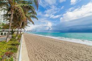 Foto del edificio - 3001 S Ocean Dr