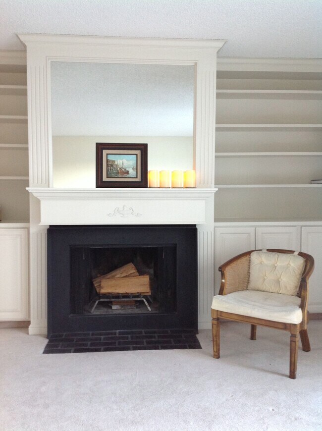 Building Photo - 928 Lido Ln
