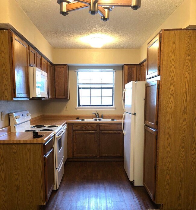 Foto del edificio - 6931 Wright Way St