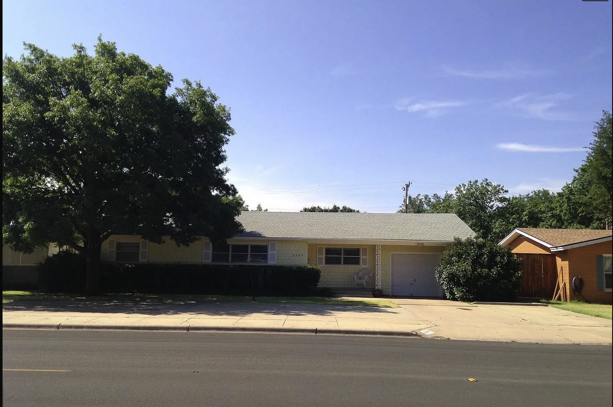 Foto principal - 3705 42nd St