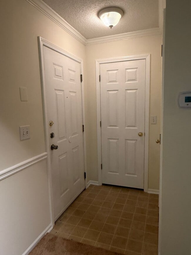 Foto del edificio - Private End Unit - First Floor - Reserve at Woodbridge