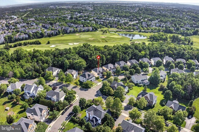 Foto del edificio - 25670 S Village Dr
