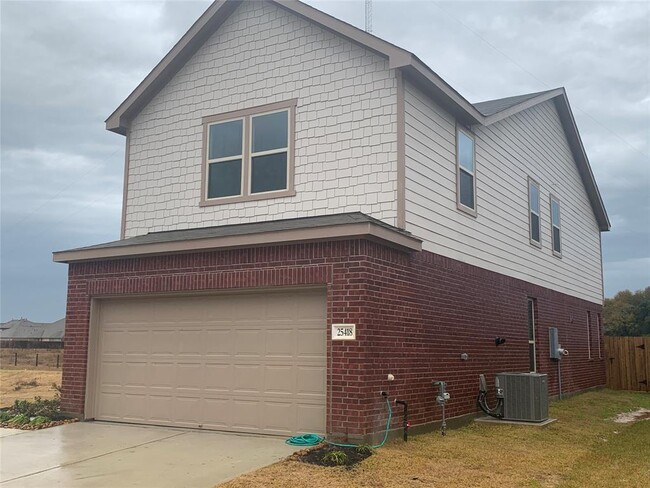 Building Photo - 25418 Trinity Oakley Ct